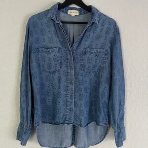 Cloth & Stone Chambray Blue Split Back Button Up Shirt Tencel Preppy Western